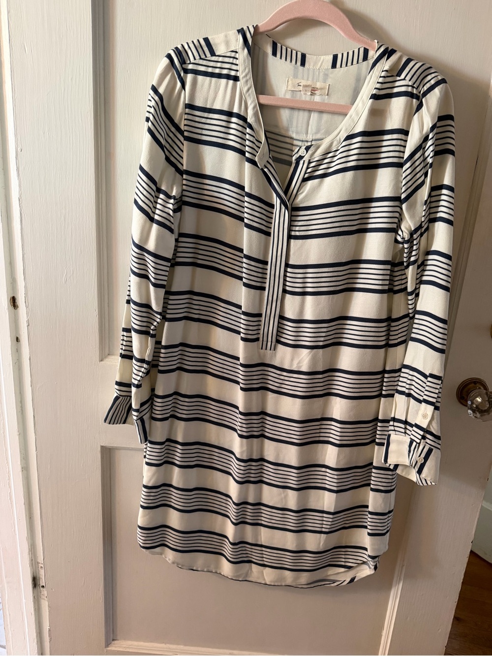 Vince Camuto Navy & White Striped Long Sleeve Tunic